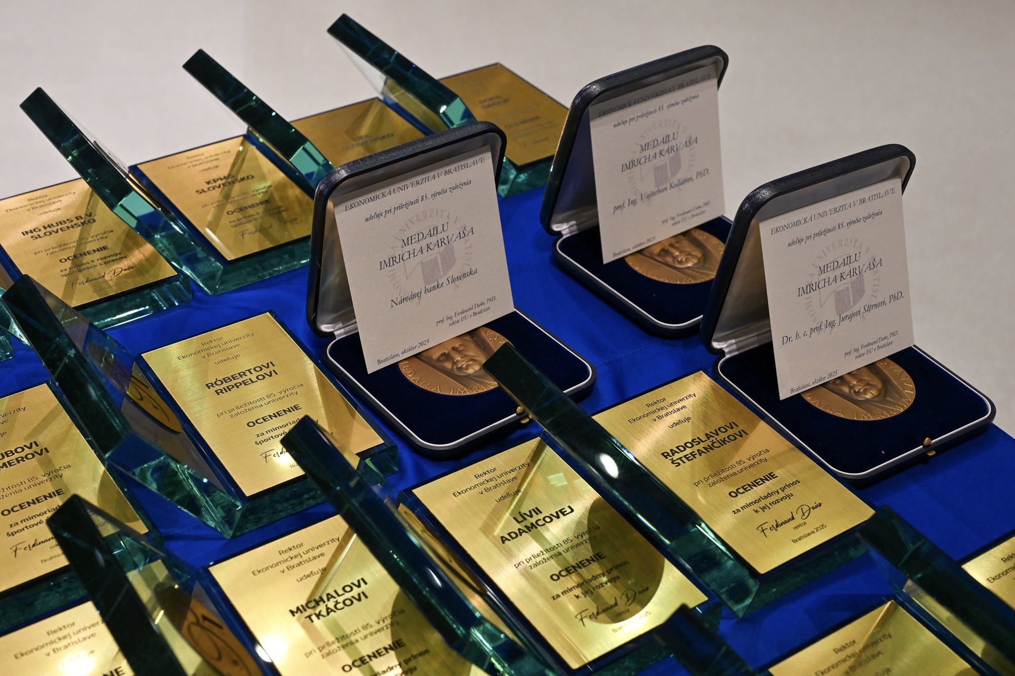 Values that endure: EUBA honors personalities with the Imrich Karvaš Medal