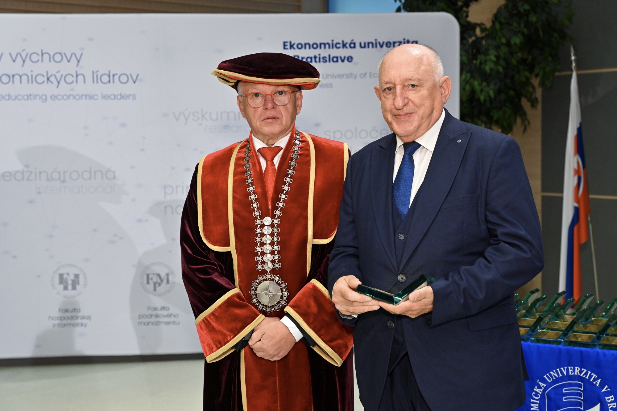 85th Anniversary of EUBA: Award for Outstanding Contribution to the Development of the University
