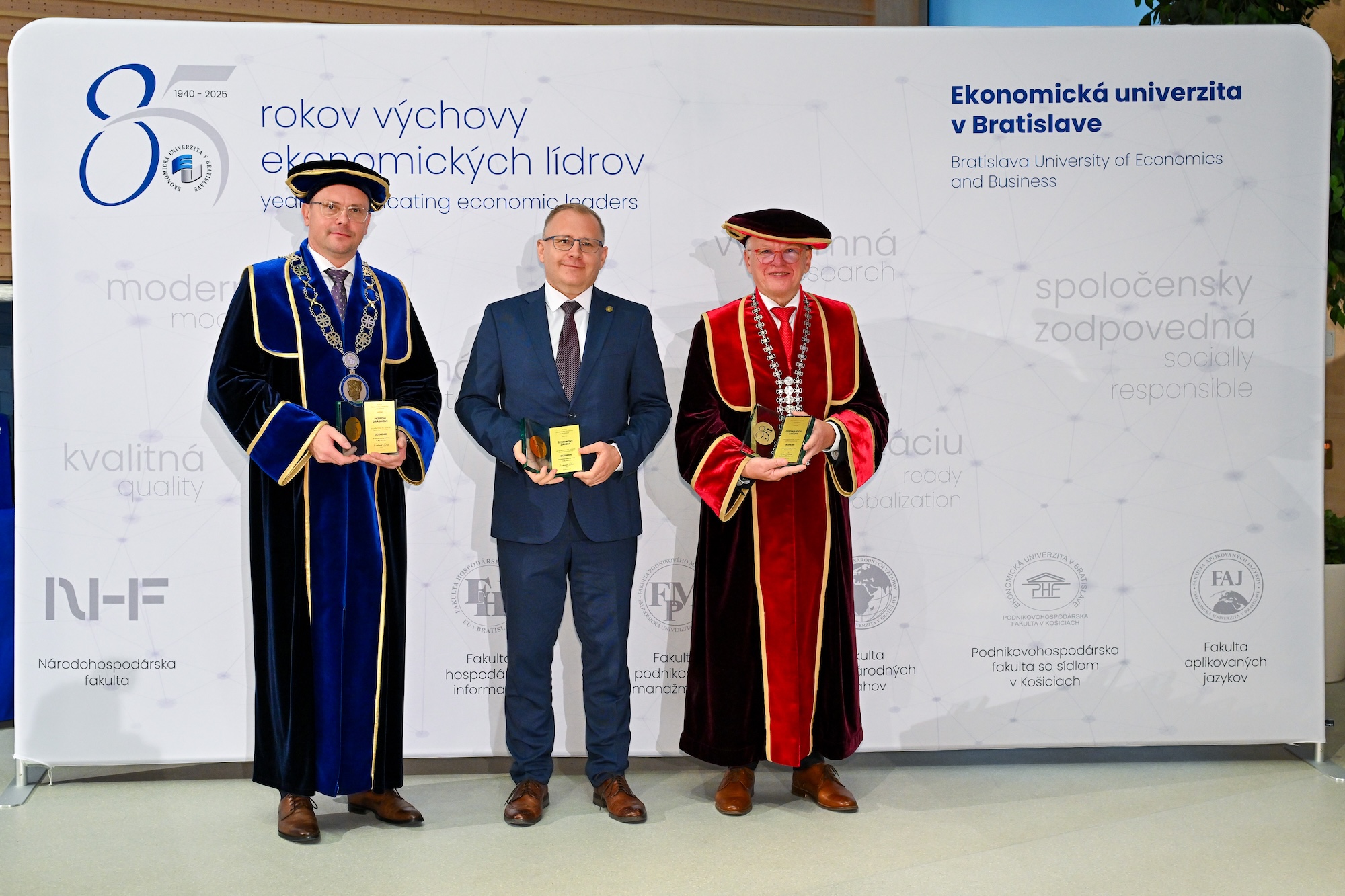 85th Anniversary of EUBA: Award for Outstanding Contribution to the Development of the University