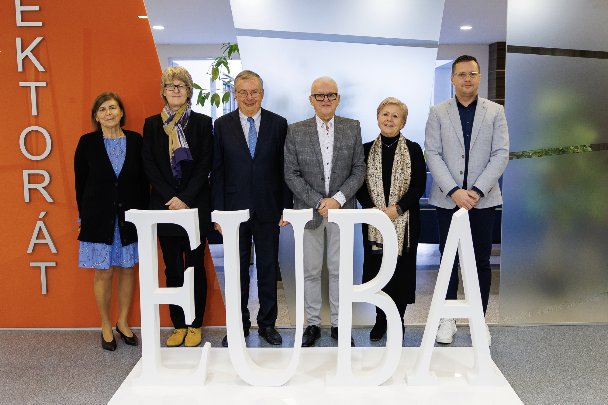 Nový akademický rok na Univerzite tretieho veku a návšteva prezidenta AIUTA na EUBA