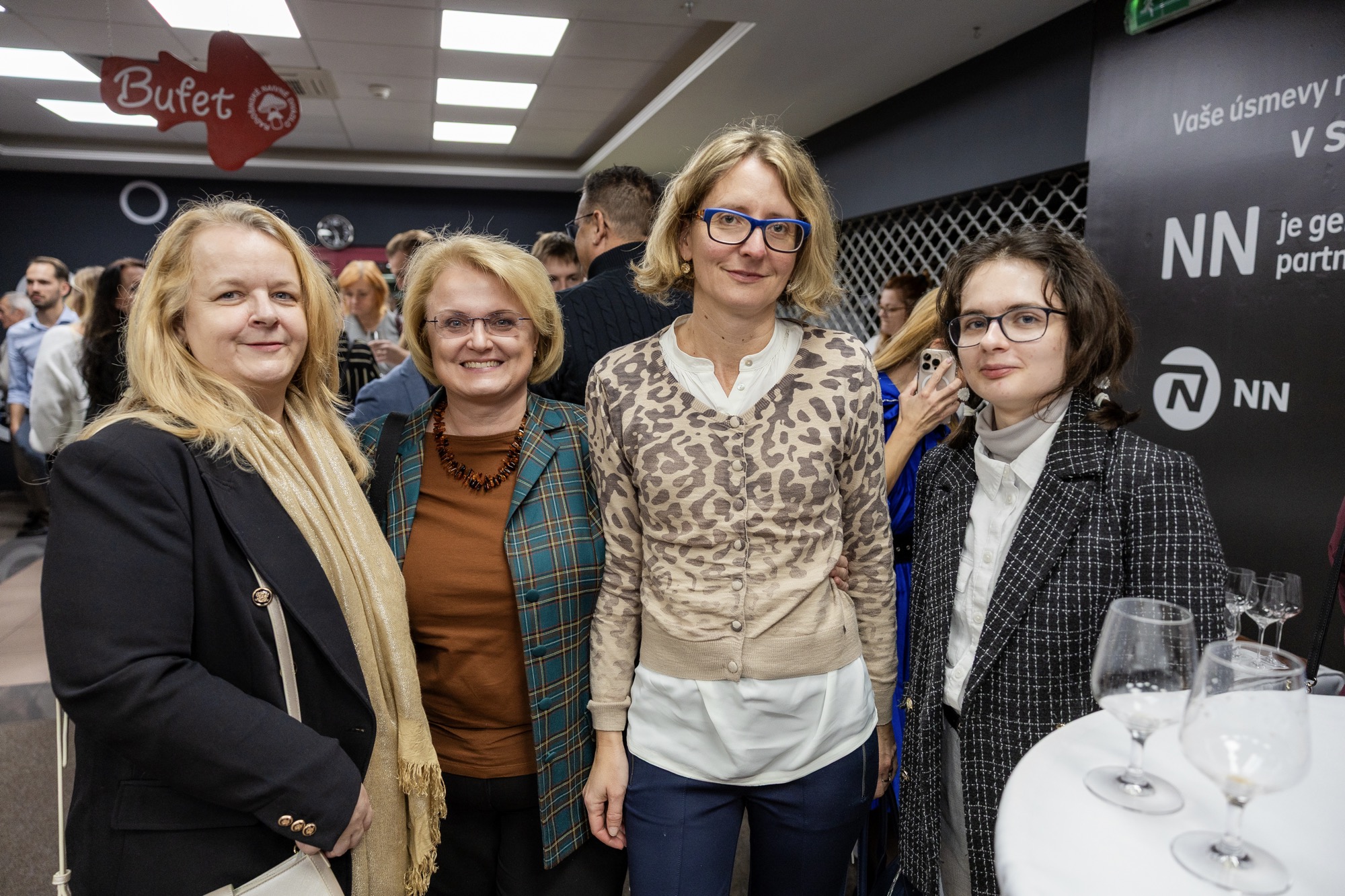 Ekonomická univerzita v Bratislave pokrstila novú publikáciu: 85-ročný príbeh EUBA