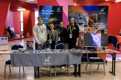 Kariérna cesta 2025: Desiatky prestížnych zamestnávateľov priniesli študentom jedinečné kariérne príležitosti