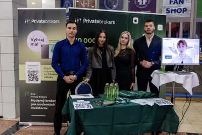 Kariérna cesta 2025: Desiatky prestížnych zamestnávateľov priniesli študentom jedinečné kariérne príležitosti