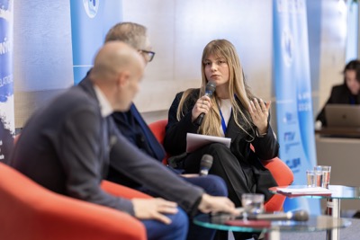 Modelová konferencia 2026 na EUBA: študenti simulovali rokovania OSN o vodnej kríze