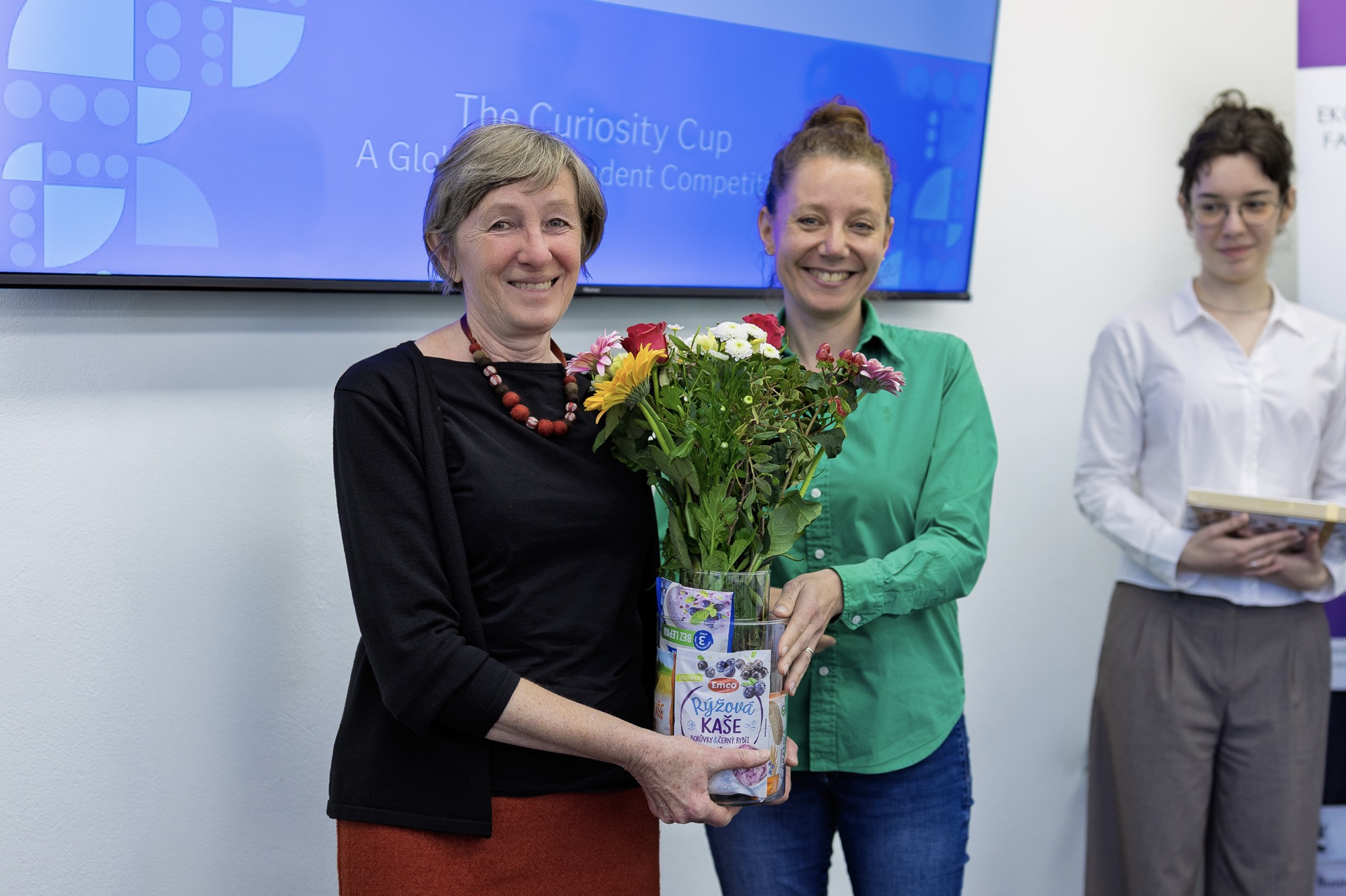 Študenti FHI EUBA triumfovali vo svetovej súťaži SAS Curiosity Cup 2026