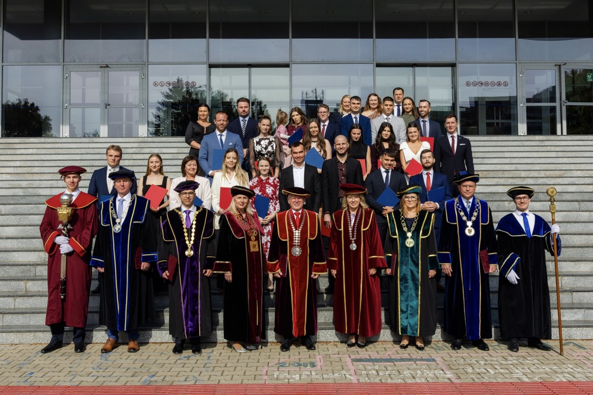 Promócie absolventov doktorandského štúdia 2025/2026