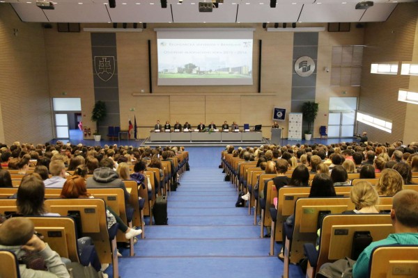 Slávnostné otvorenie akademického roka 2015/2016