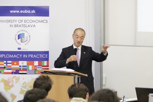 Japanese Ambassador launched the new Diplomacy in Practice lecture series