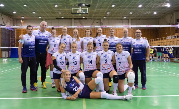 Slávia EU Cup 2020 o pohár rektora EU v Bratislave v rukách Slávie EU Bratislava