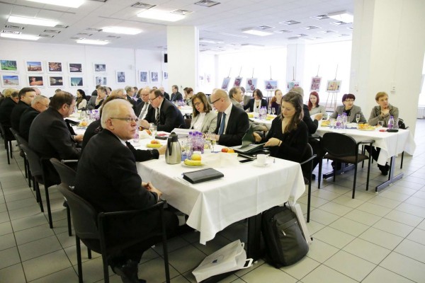 Spoločné rokovanie Akreditačnej komisie so Slovenskou rektorskou konferenciou