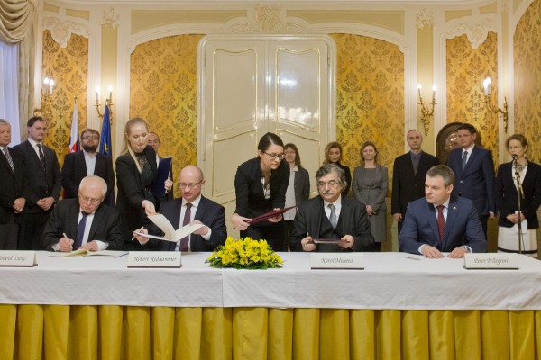 Podpis memoranda o spolupráci s Úradom podpredsedu vlády SR pre investície a informatizáciu
