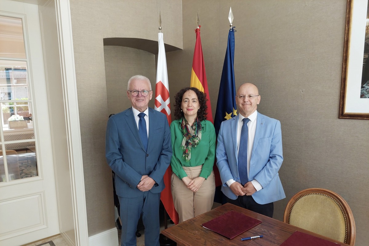 Podpis memoranda o porozumení medzi EU v Bratislave a ICEX Spain Trade and Investment