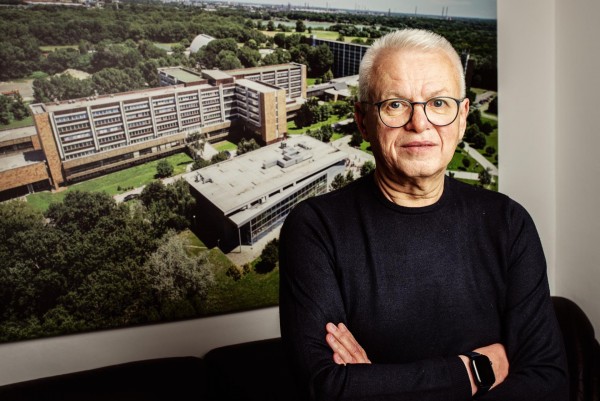 Rektor Ekonomickej univerzity o stáži namiesto diplomovky: Študenti majú idealizovanú predstavu, bude to ťažké