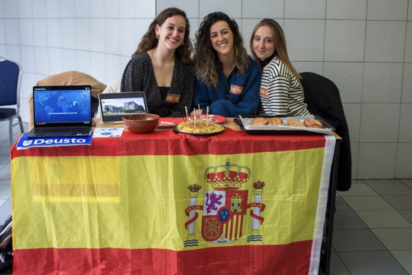 The 8th International Study Abroad Fair helped students identify international opportunities