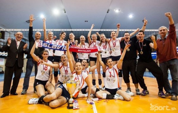 Volejbalový tím Slávia EU Bratislava získal majstrovský titul