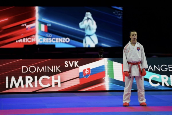 Dominik Imrich, študent NHF, sa zapísal do slovenskej karate histórie